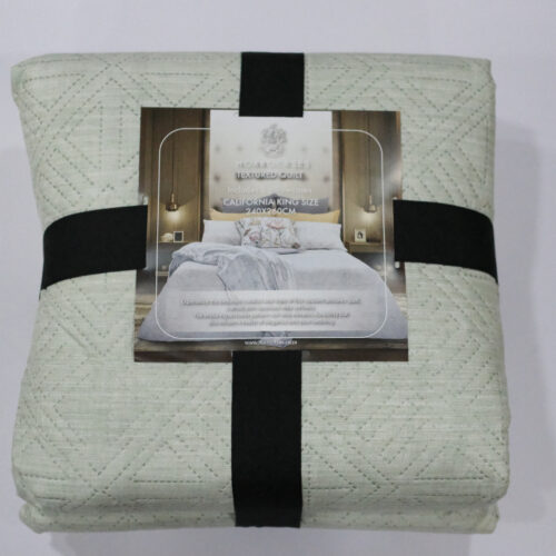 TEXTURED HORROCKSES 3 PIECE QUILT SET - Image 3