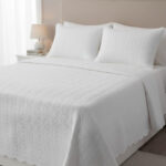 WHITE S/KING PLAIN LUXURY QUILT - 3PC