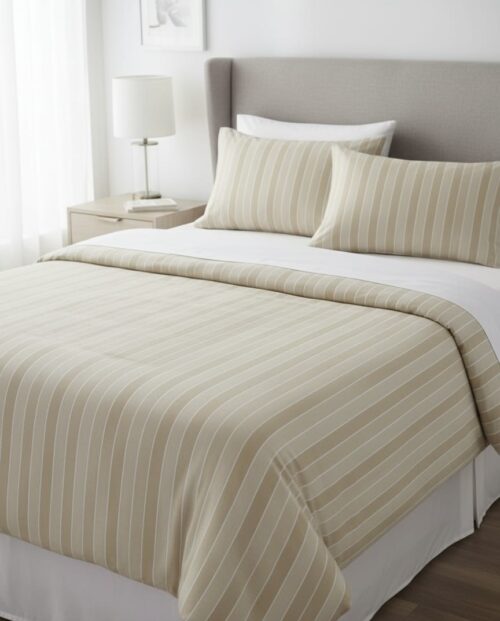 a01d0ee3-58c2-42ee-82d5-b6f448d2d56e HORROCKSES CHAMBRAY COMFORTER SET - KING XL - Image 1