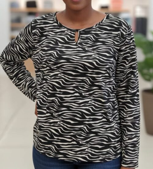 OLICO LDS L/S BLOUSE w/KEY HOLE