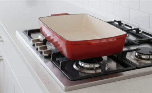 CAST IRON BAKING TRAY - 33 X 23CM