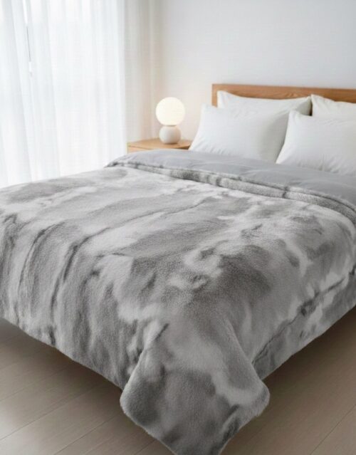Carducci Printed Faux Rabbit Fur Blanket 240x260 - Image 3