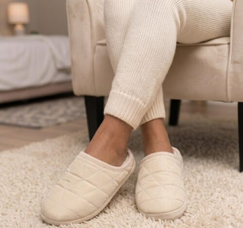 AEROSOLES LADIES QUILTED MEMORY FOAM  SLIPPER