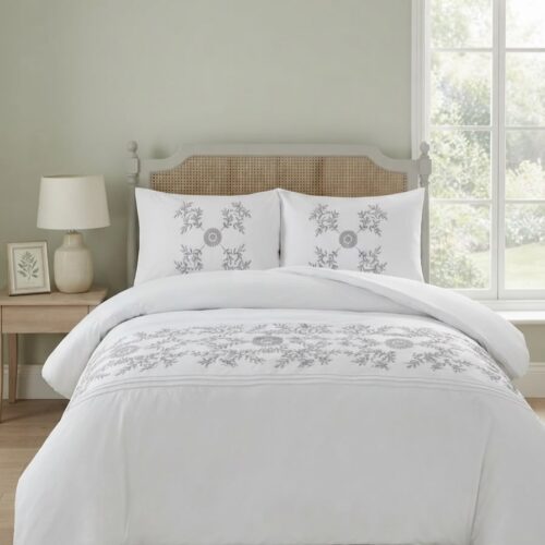 OPUS 1 - 141TC EMBROIDERED DUVET COVER SET – QUEEN- HARPER